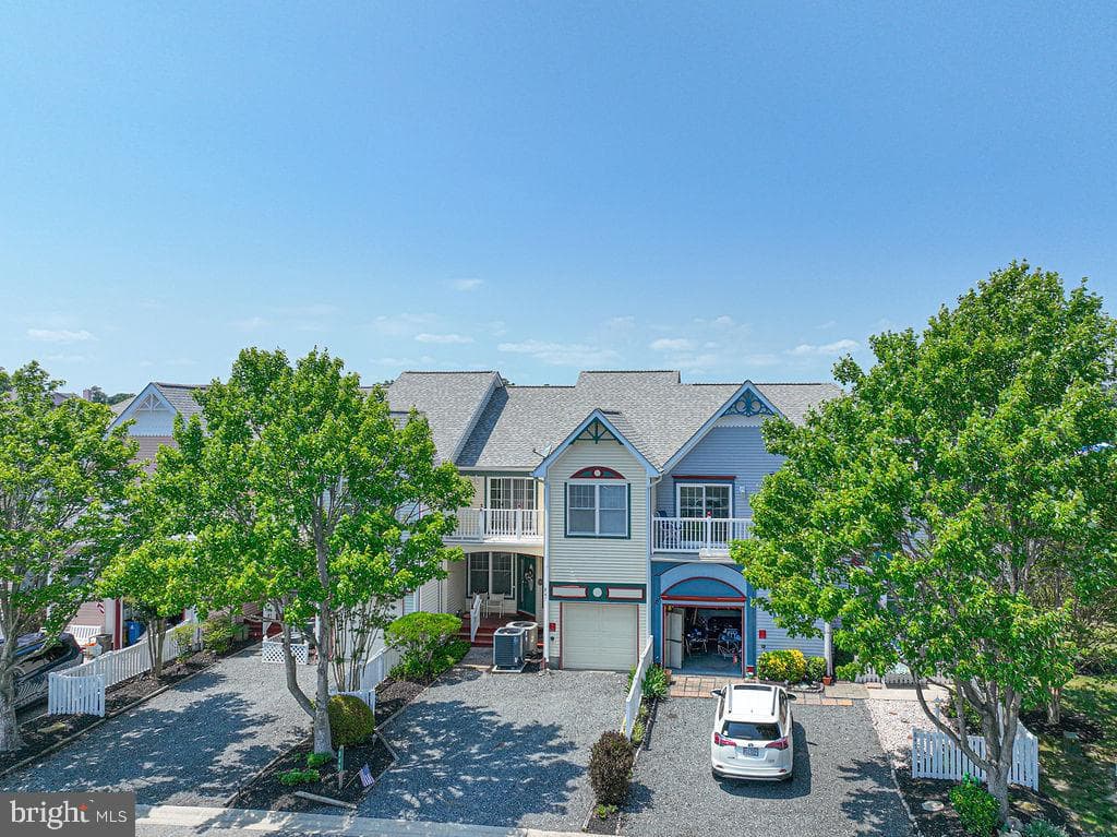 843 Yacht Club Drive photo 4