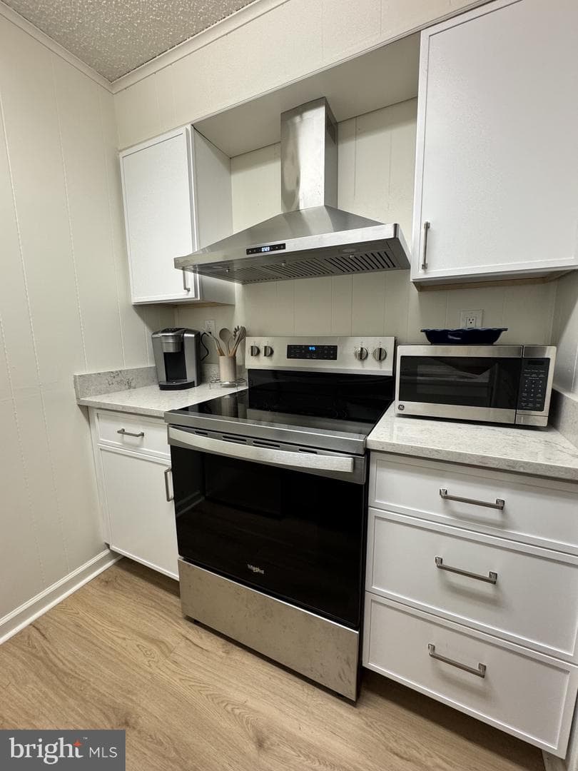 413 Robin Drive #305 photo 6