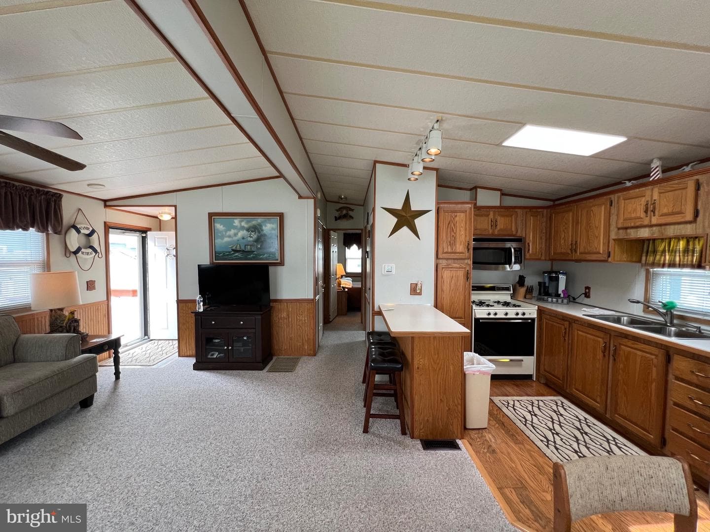 12408 Windlass Way photo 5