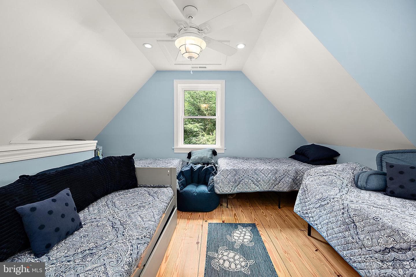 214 Broad Street photo 72