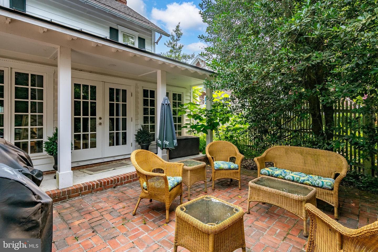 214 Broad Street photo 83