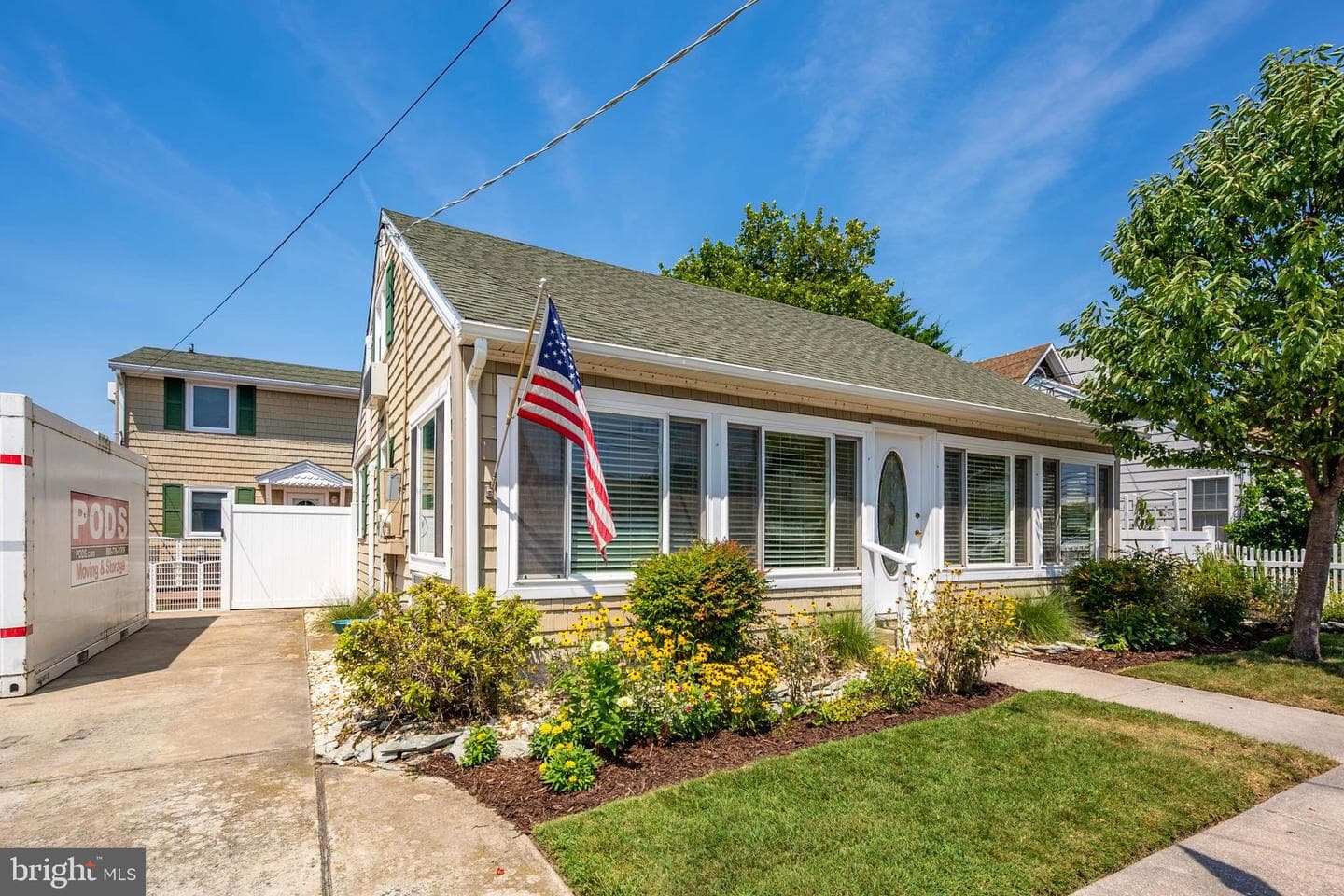 104 Bering Road photo 1