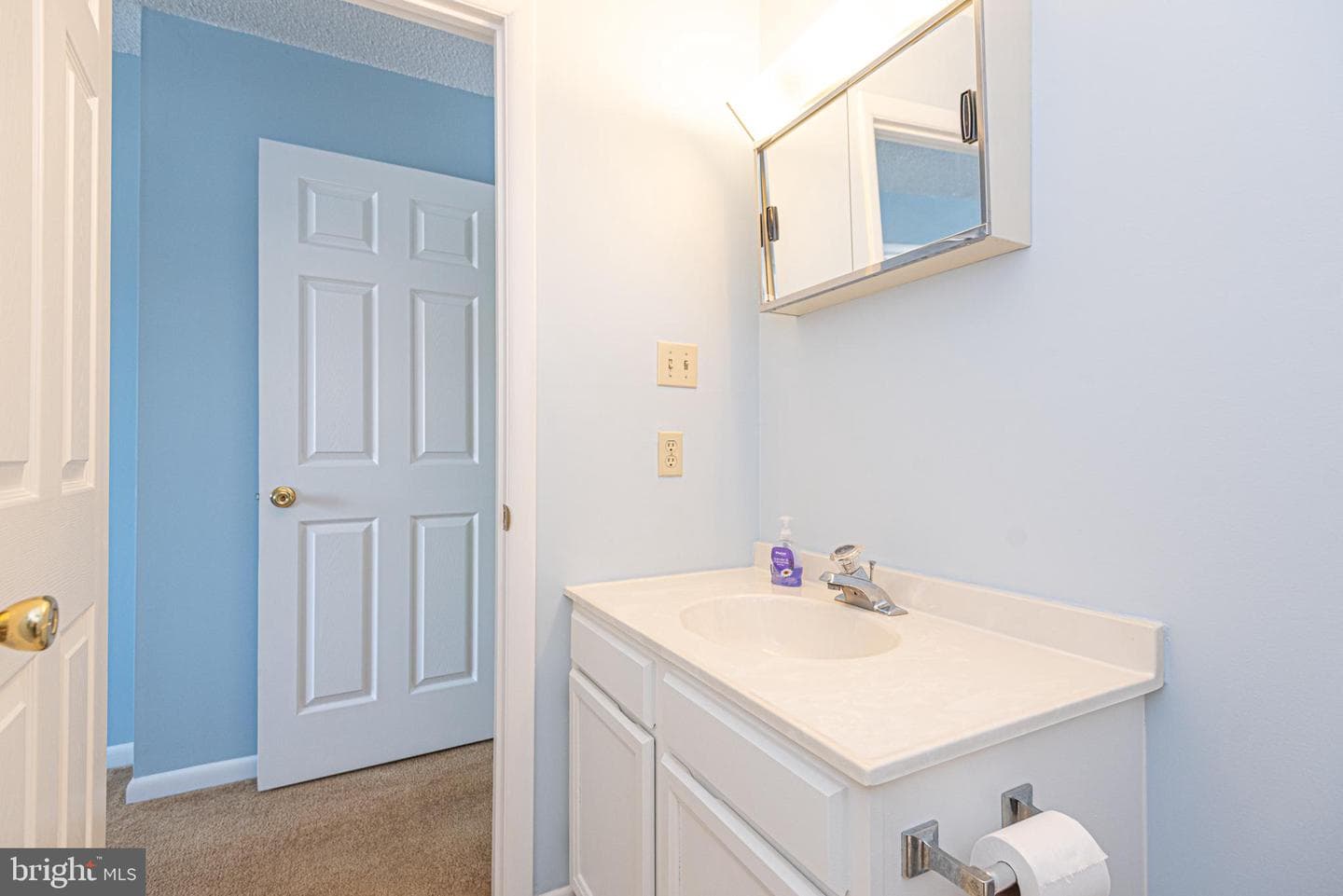 607 Bayshore Court #2 photo 33