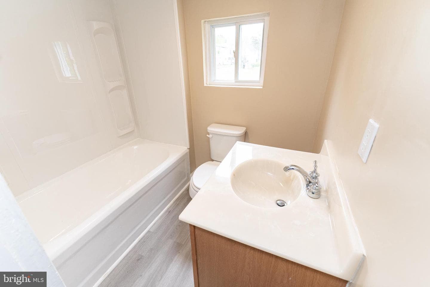 706 5th Street photo 13