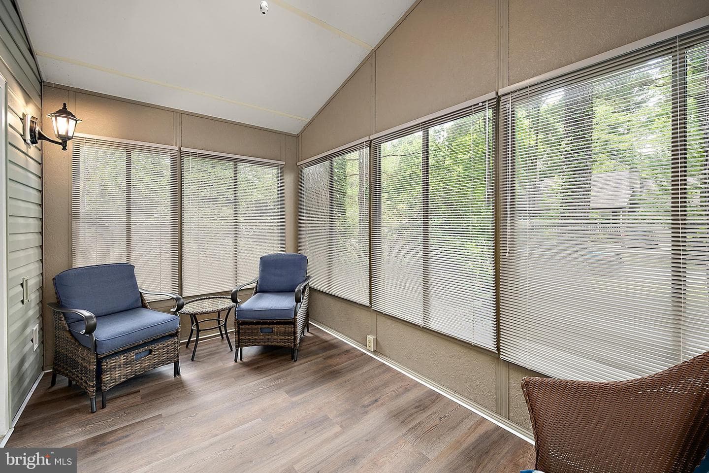 7 Royal Oaks Drive photo 15