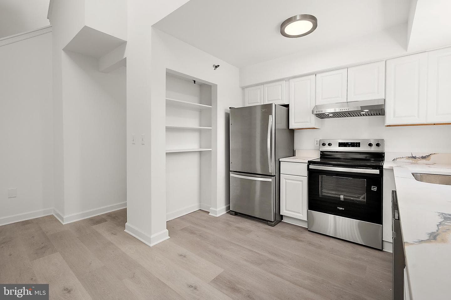 14300 Jarvis Avenue #b301 photo 11