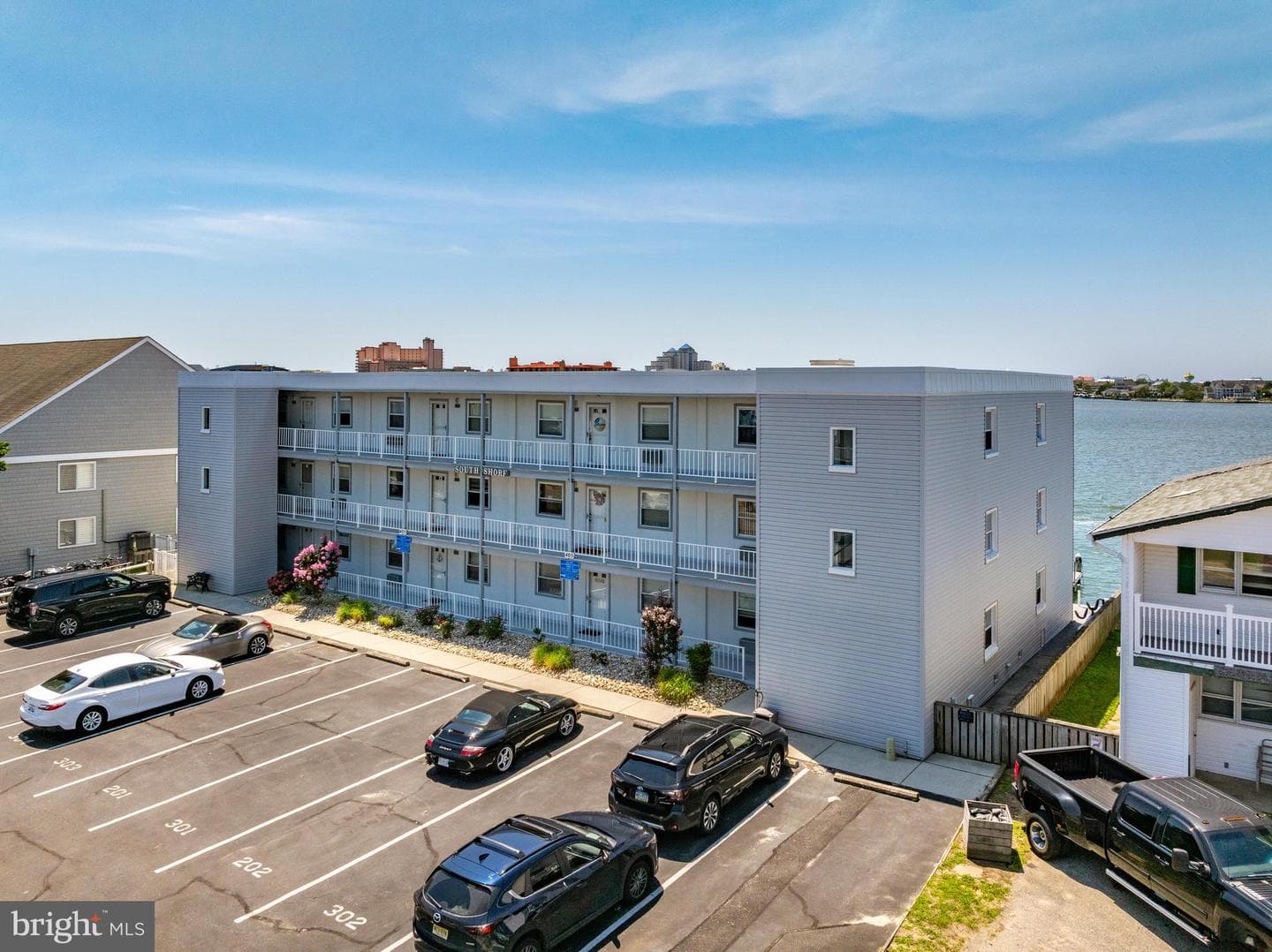 405 Bayshore Drive #304 photo 48