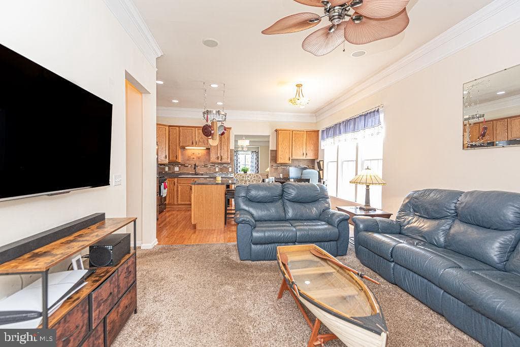 6 Easton Avenue photo 20
