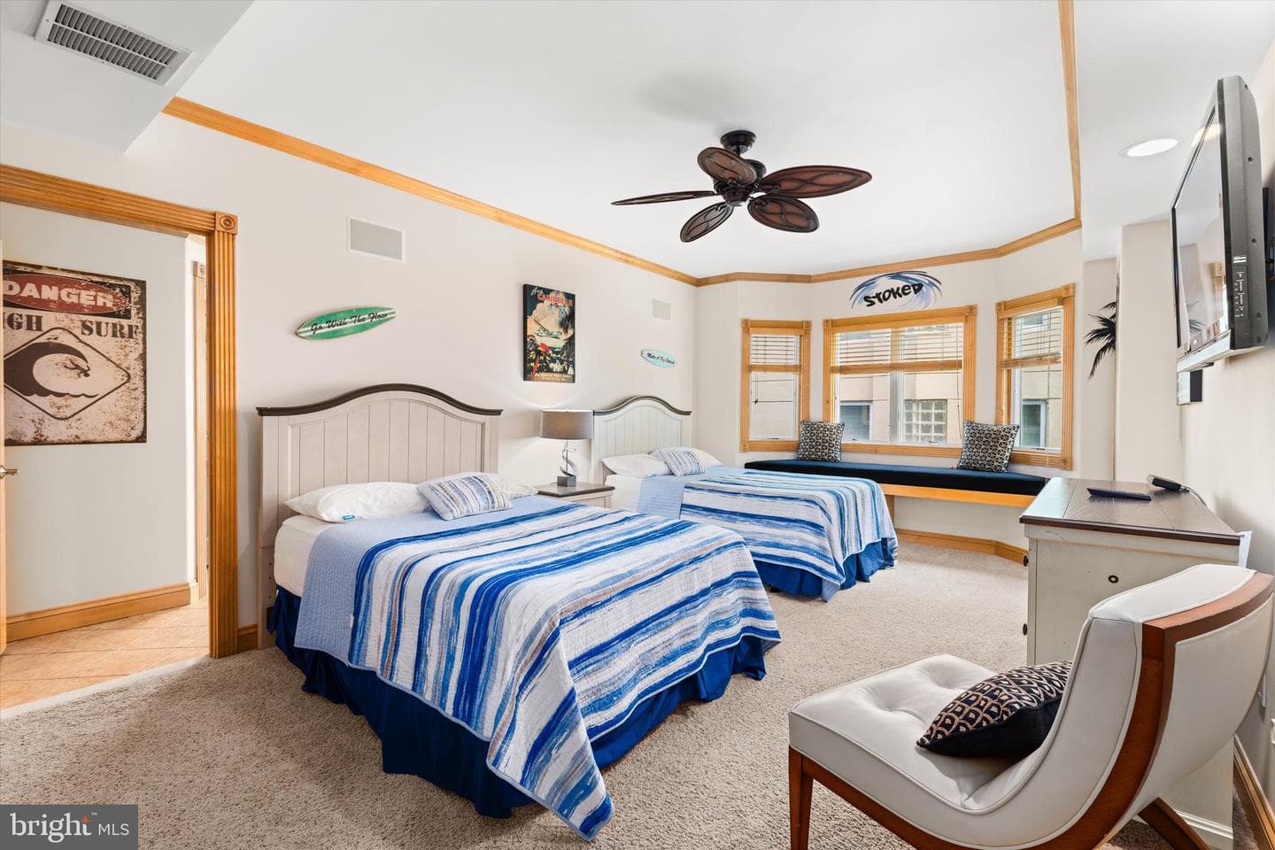 6301 Atlantic Avenue #301 Carly E photo 6