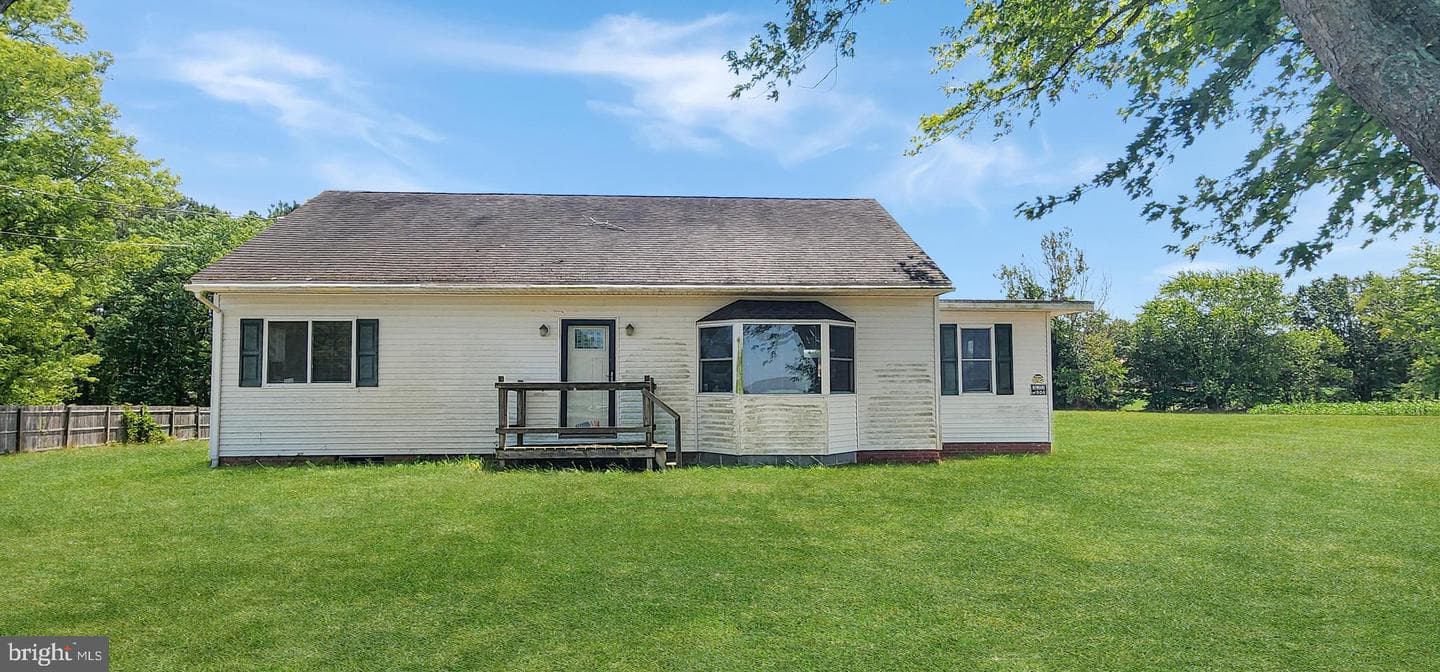 6092 Worcester Highway, Snow Hill