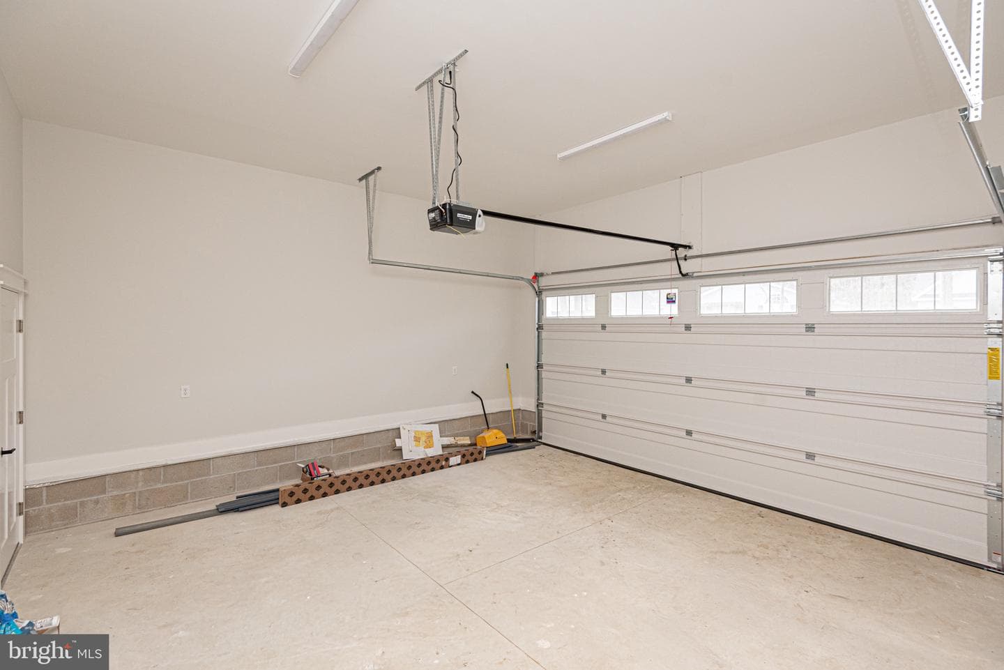 108 Nottingham Lane photo 22