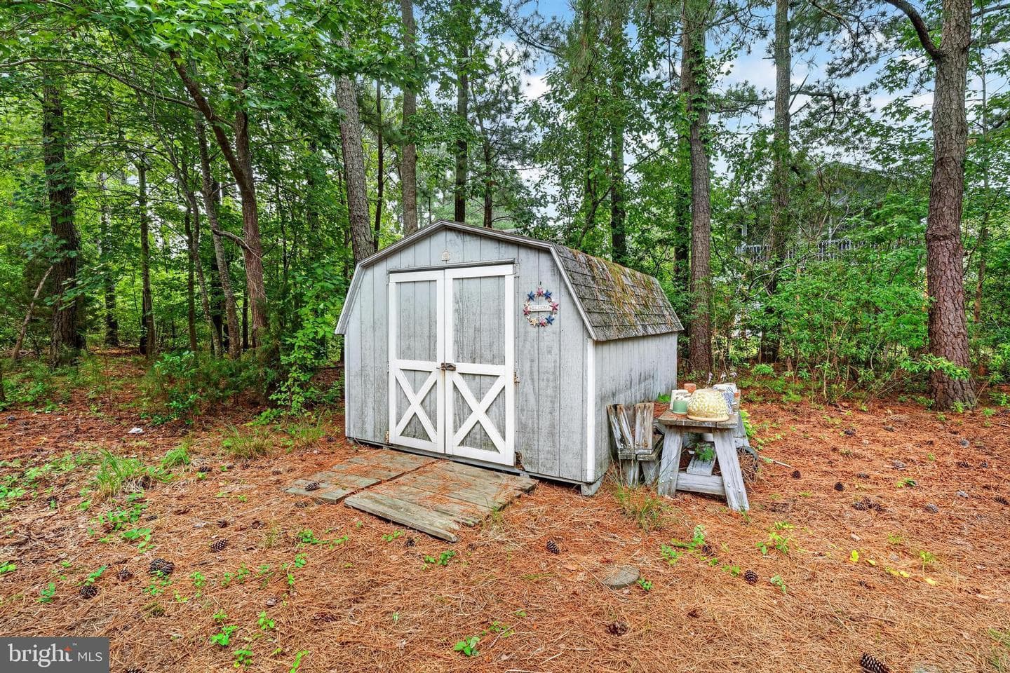 180 Teal Circle photo 62