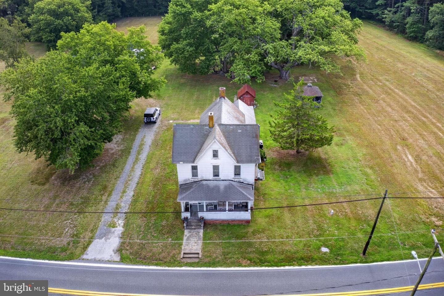 2924 Snow Hill Road photo 3