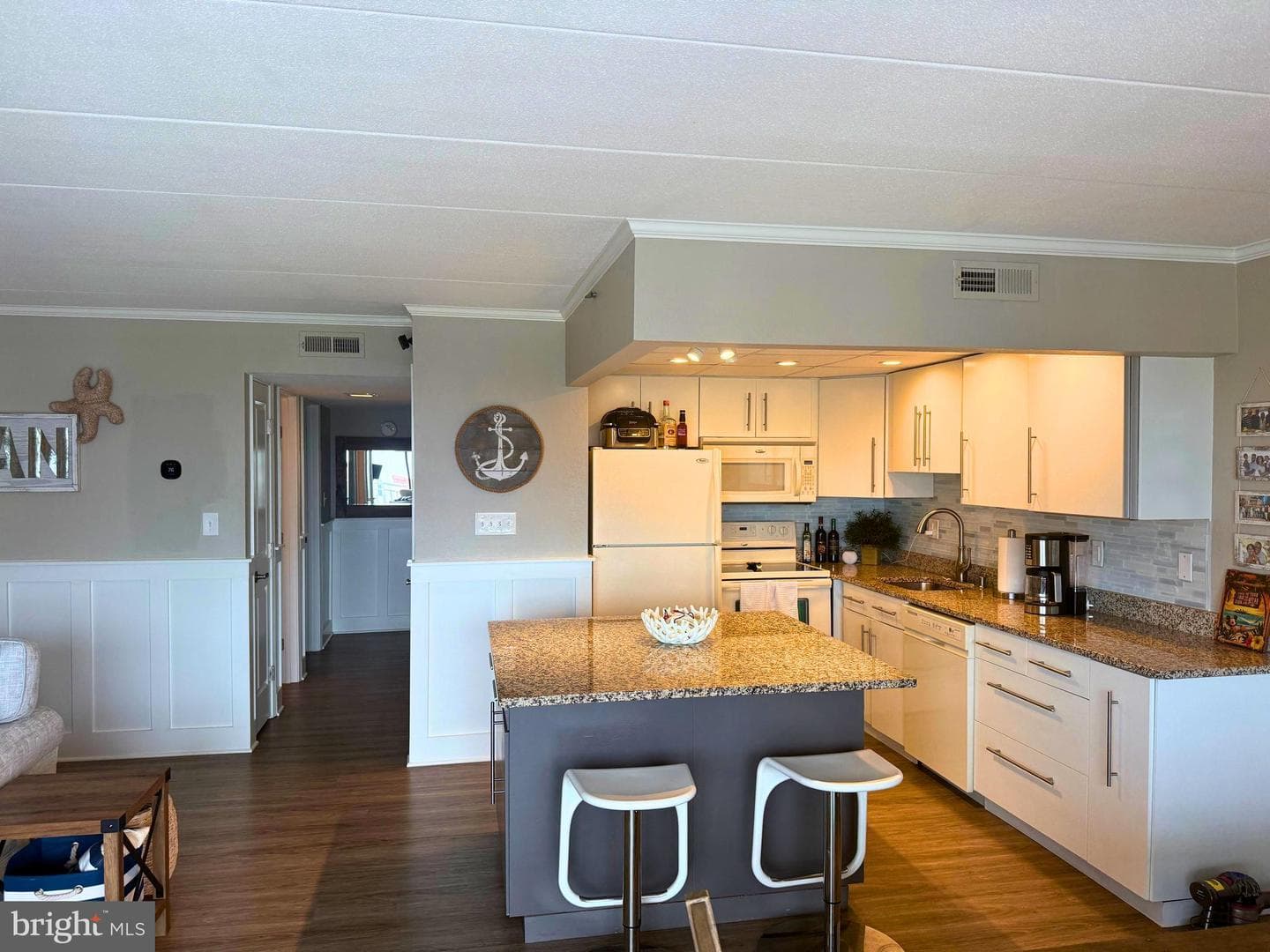 3801 Atlantic Avenue #502 photo 4