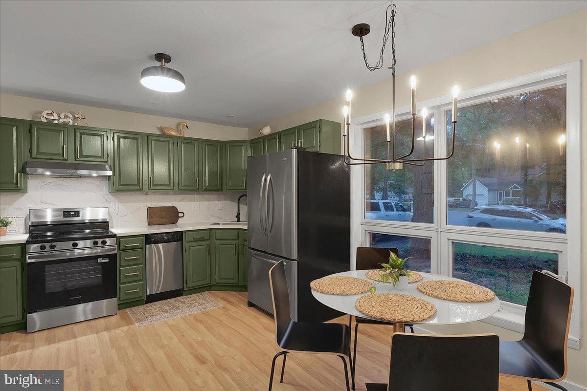 10 Stonemeadow Court photo 16