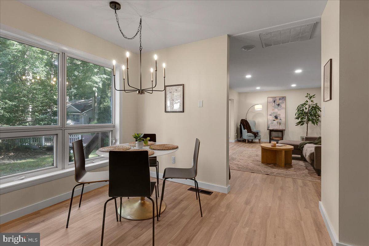 10 Stonemeadow Court photo 9