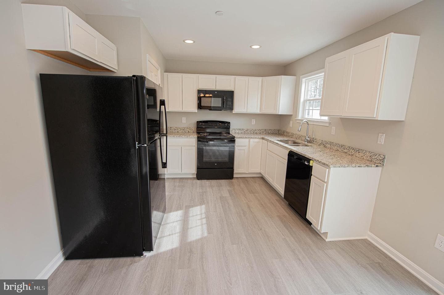 241 Morgans Court photo 13