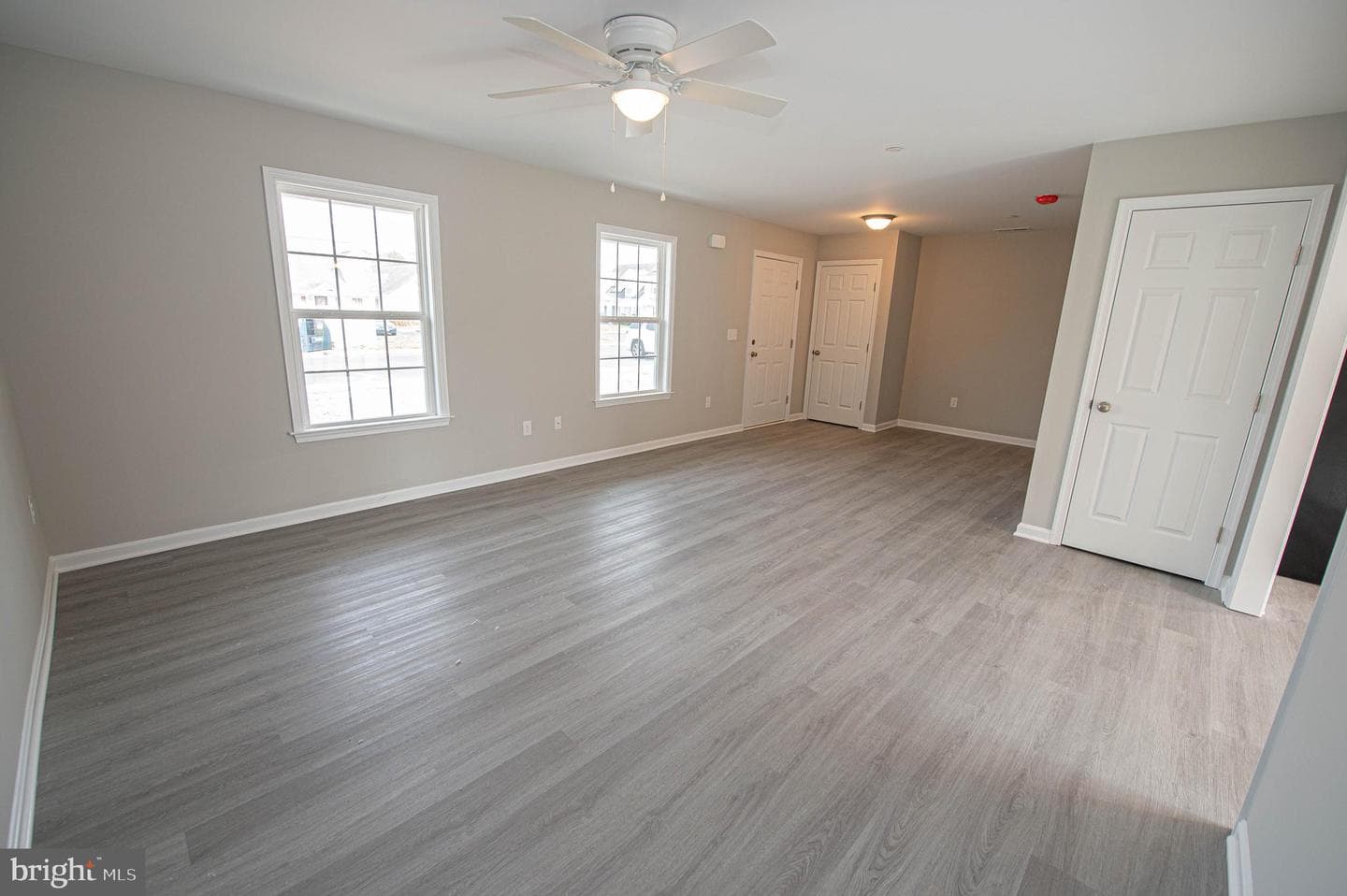 241 Morgans Court photo 8