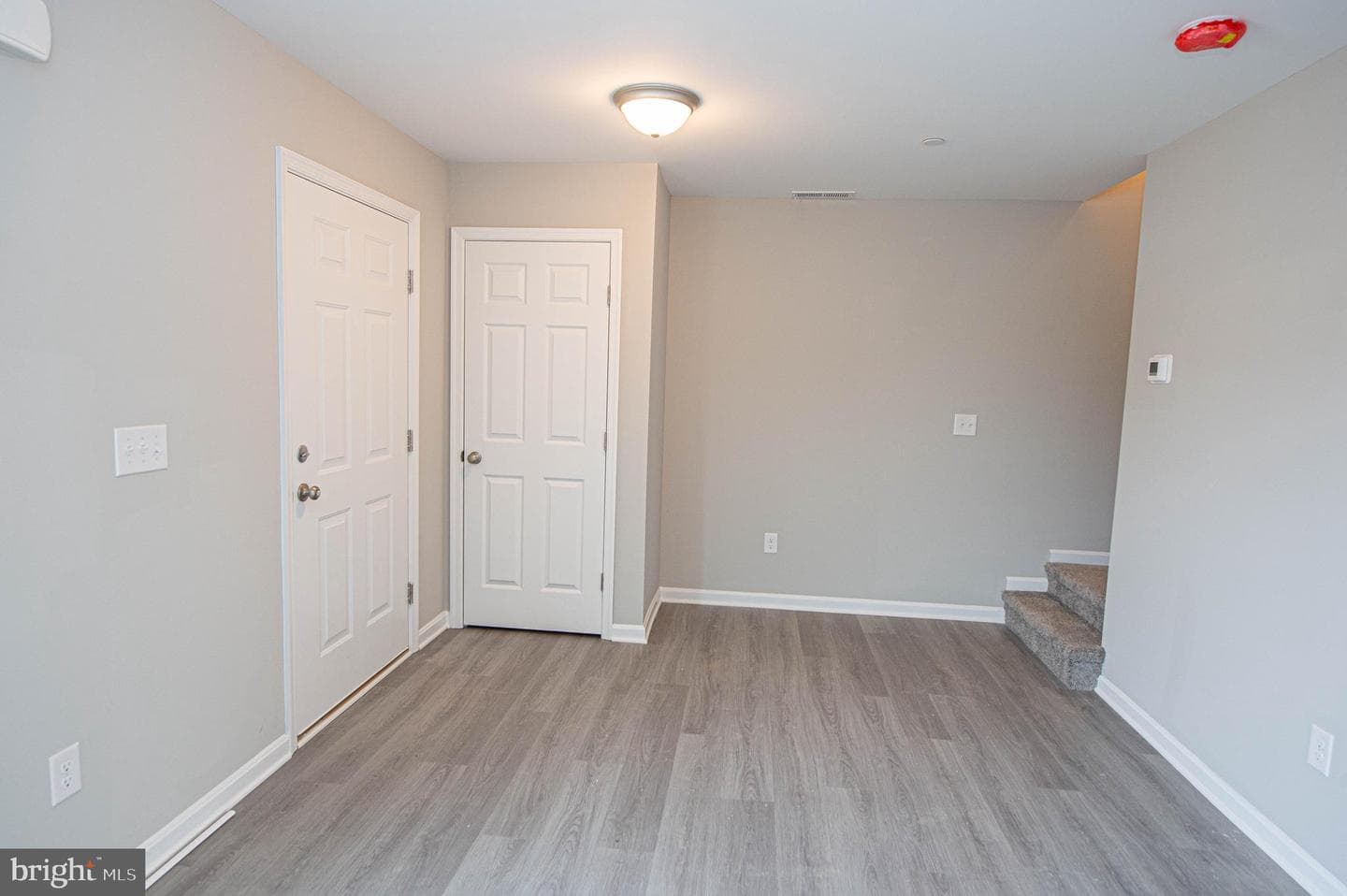 242 Morgans Court photo 4