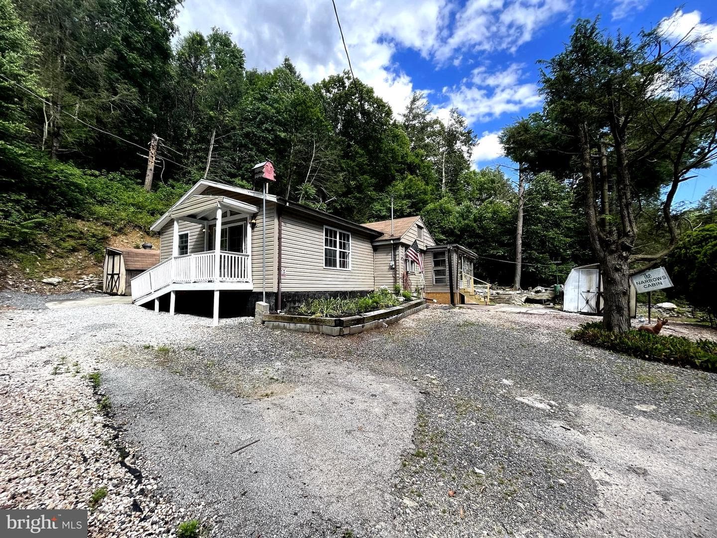 1175 Narrows Road photo 16
