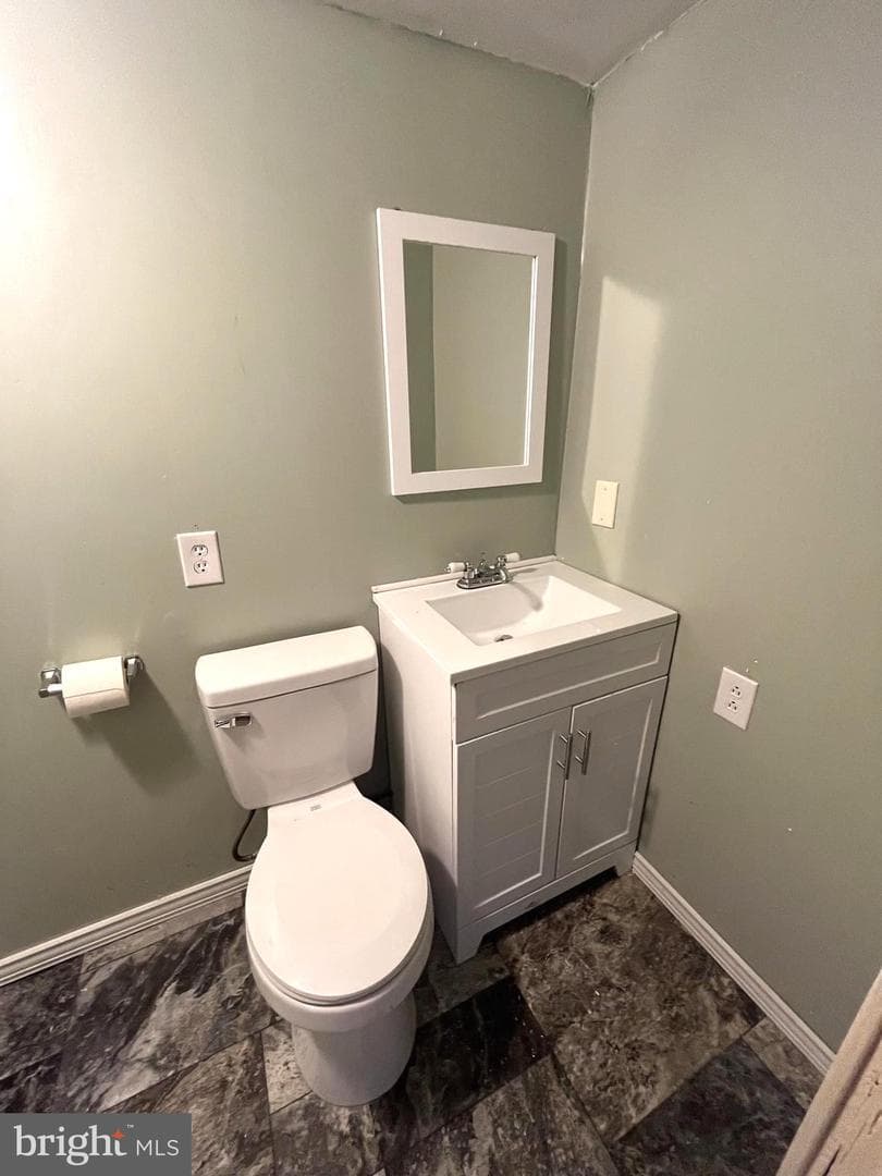 1175 Narrows Road photo 8