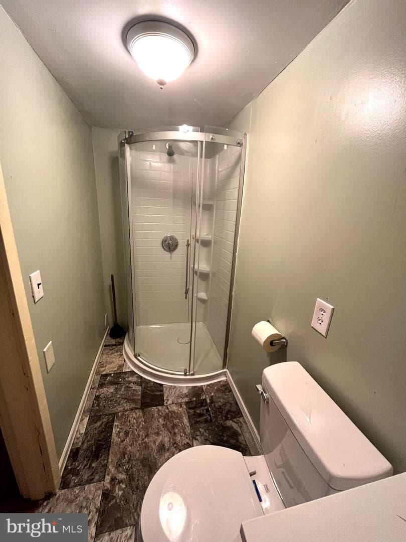1175 Narrows Road photo 9