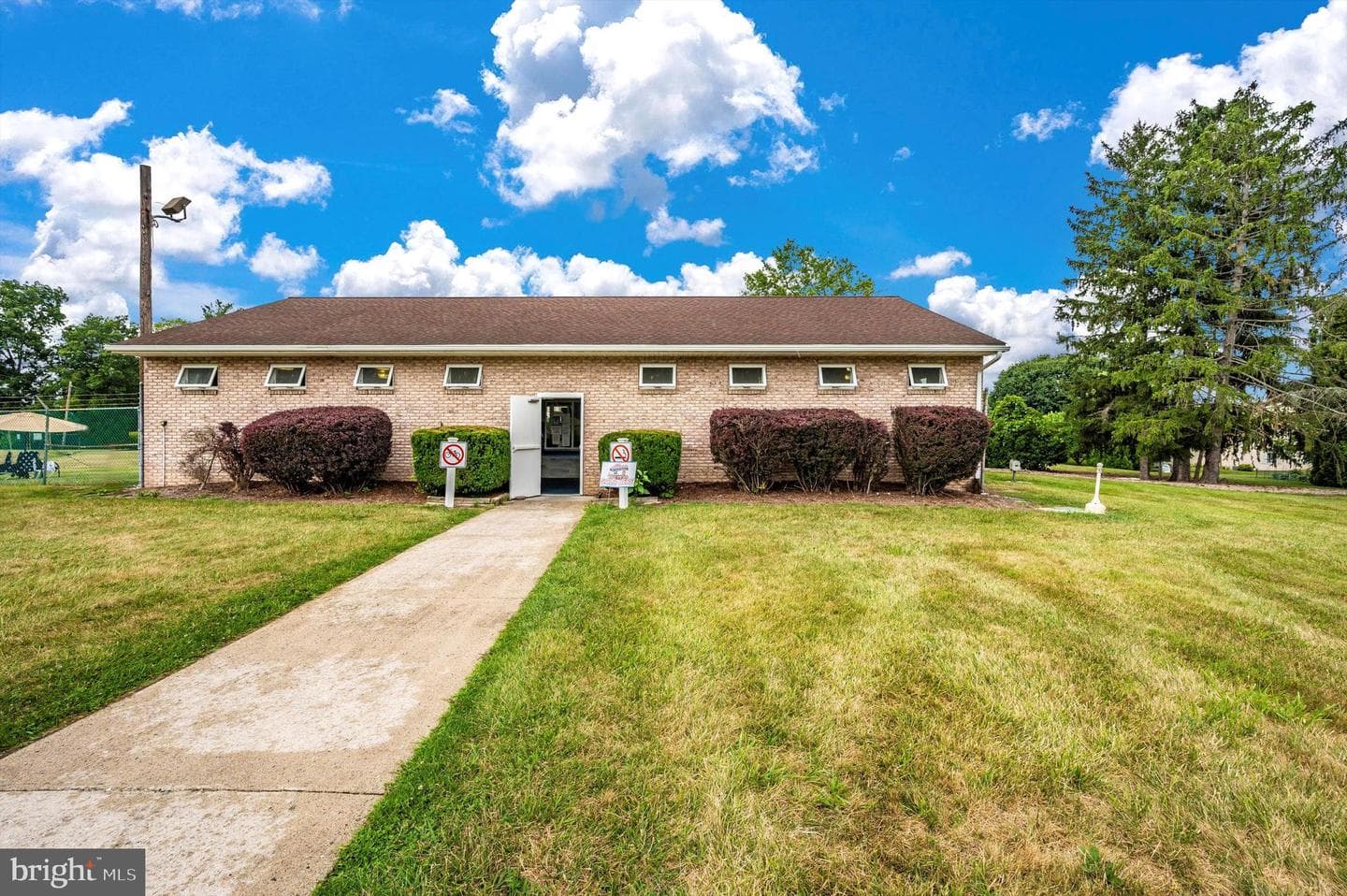 97 Lake Meade Drive photo 49