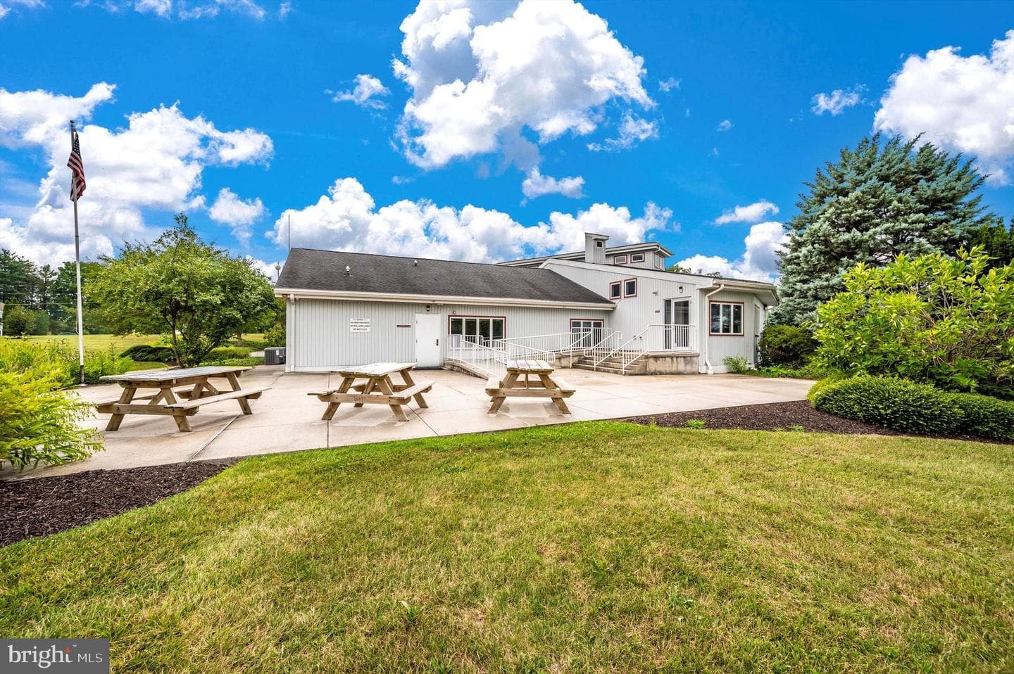 97 Lake Meade Drive photo 50