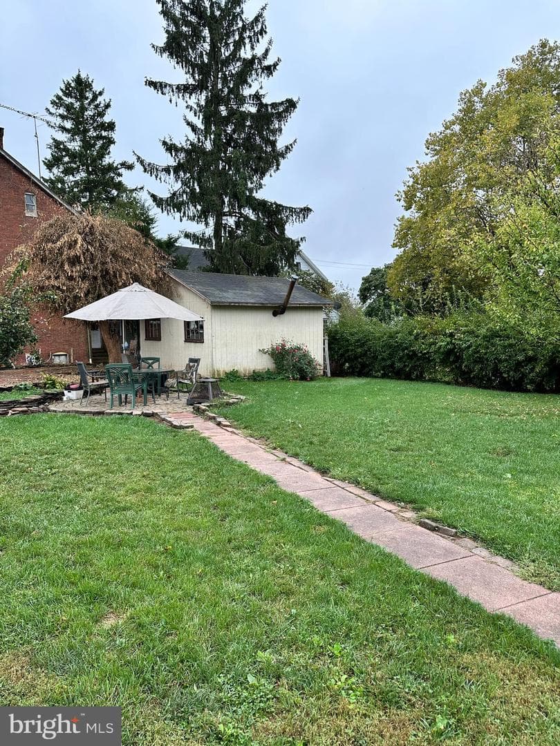 340 Lincoln Way W photo 4