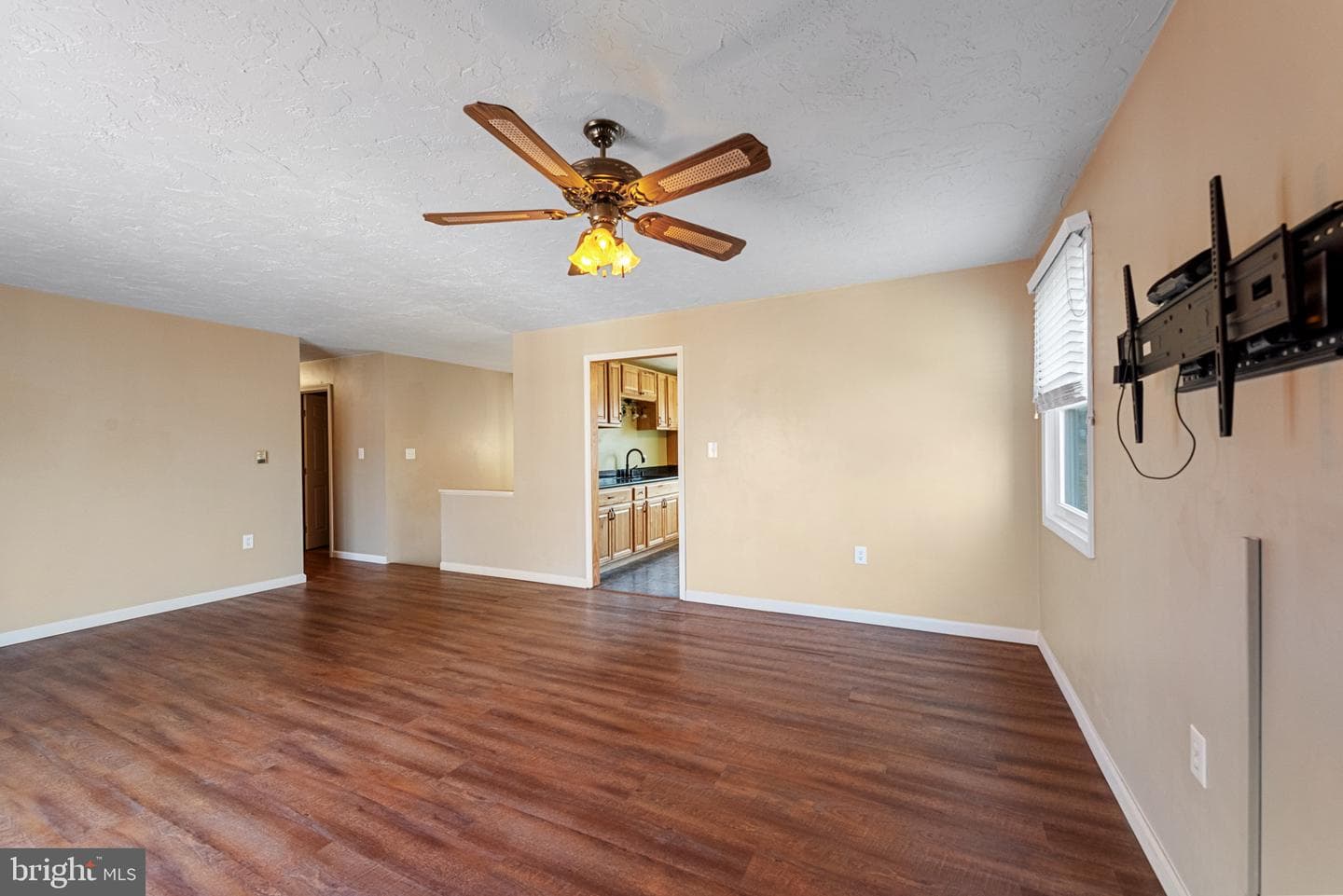 280 Hood Drive photo 3