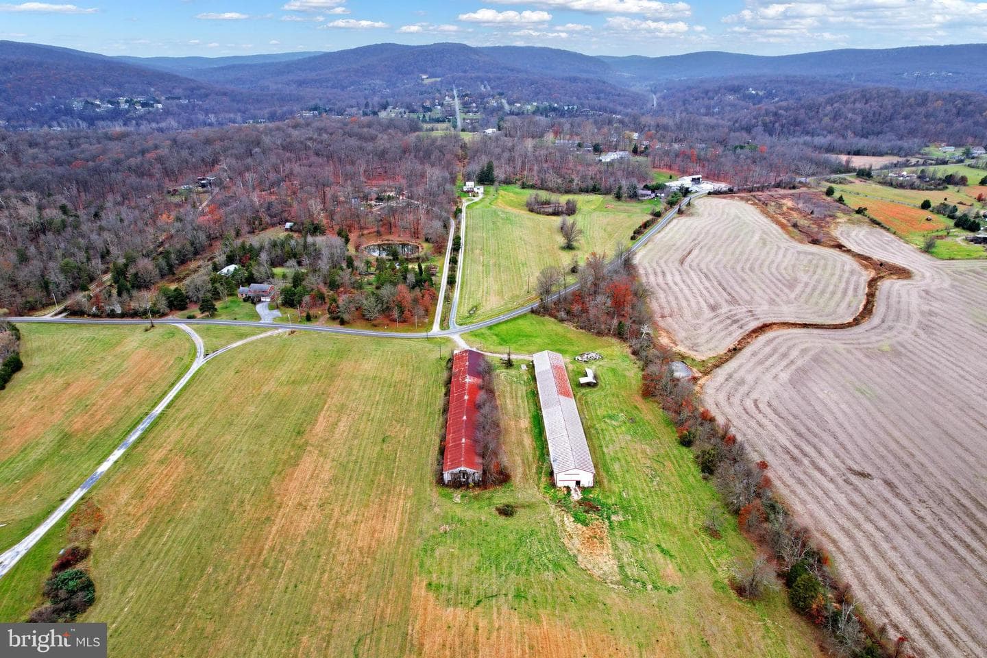 179 Topper Road photo 8