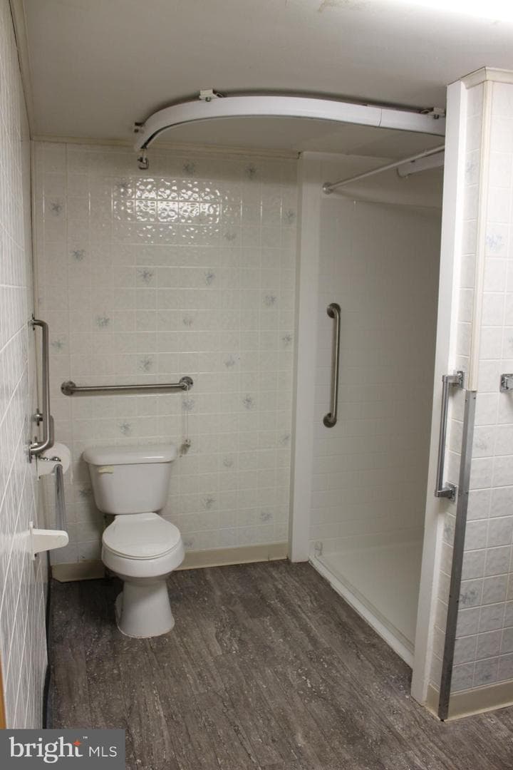 1590 Iron Springs Road photo 8