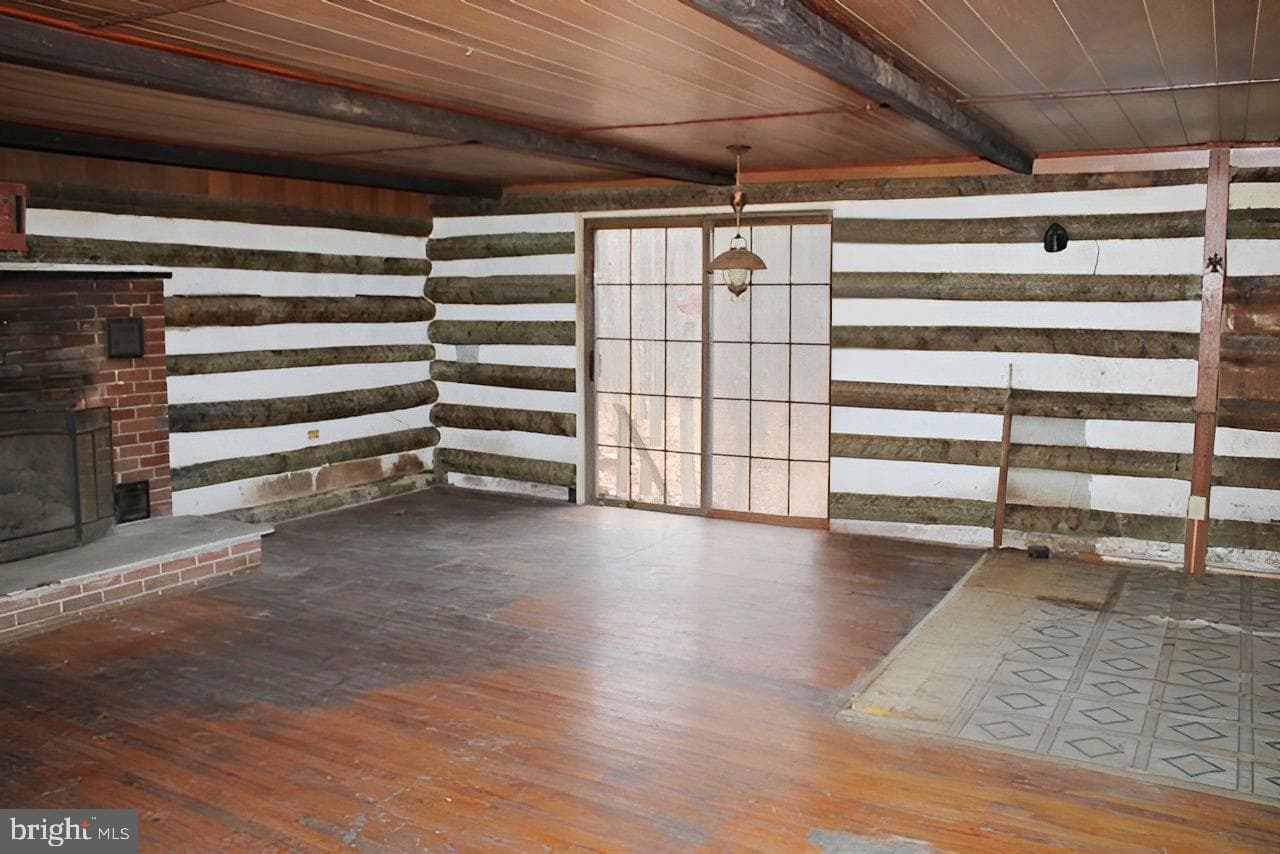 2755 Cold Spring Road photo 5