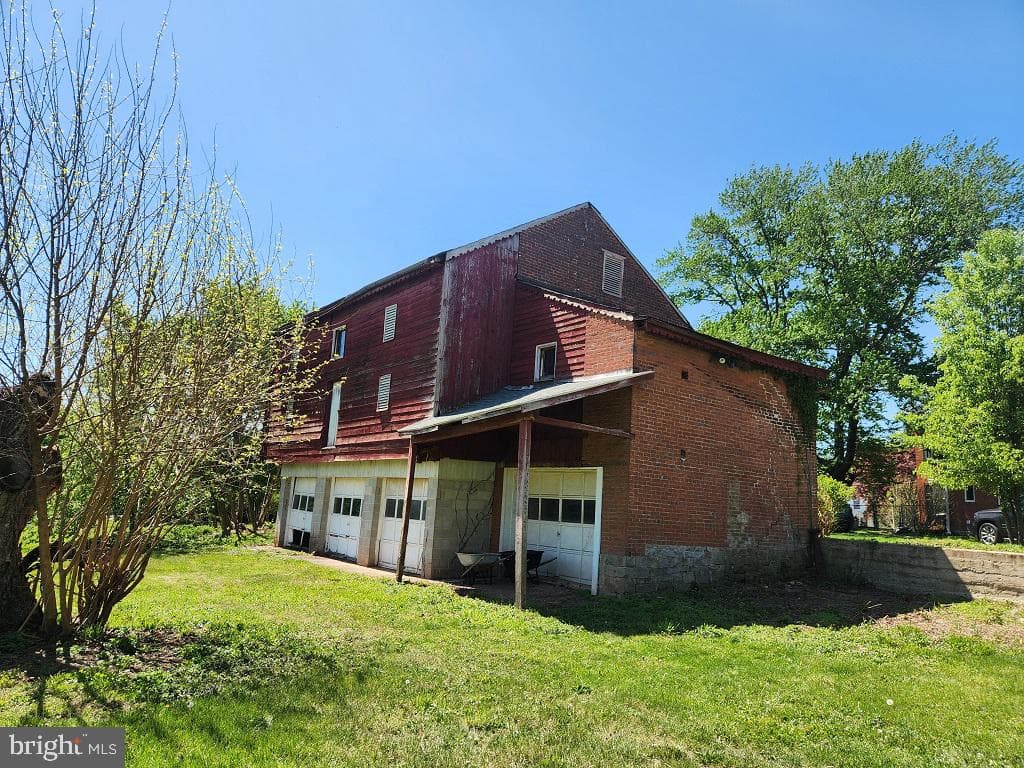 126 Harrisburg Street photo 11