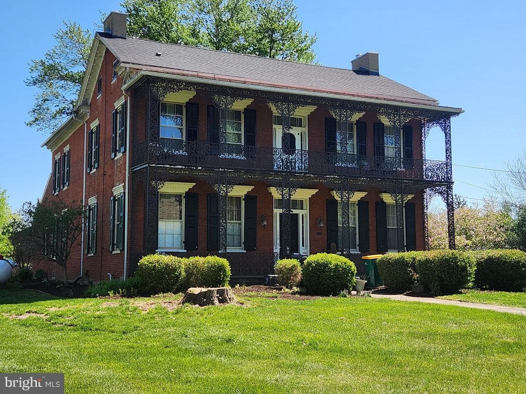 126 Harrisburg Street photo 4