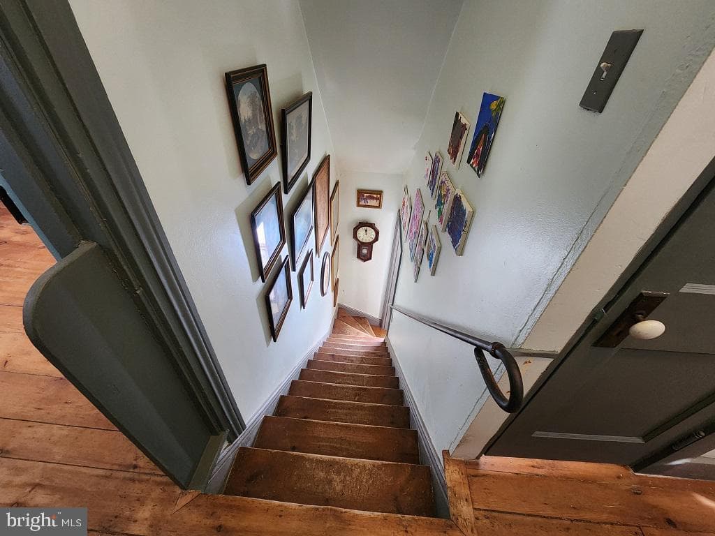 126 Harrisburg Street photo 42