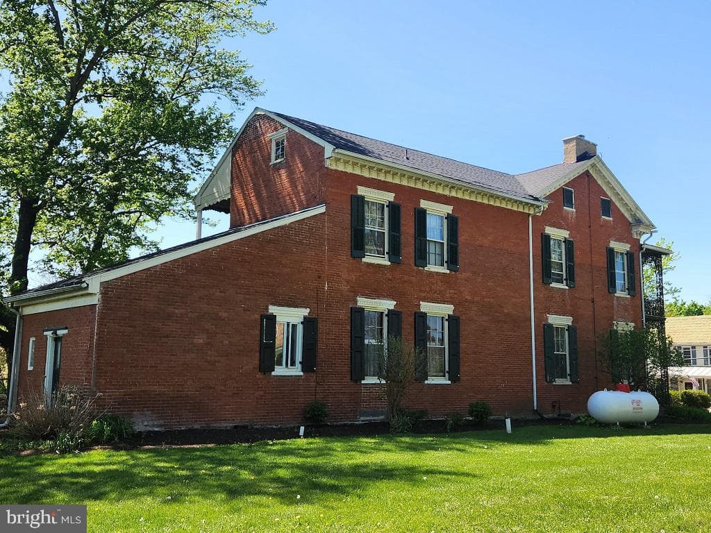126 Harrisburg Street photo 6