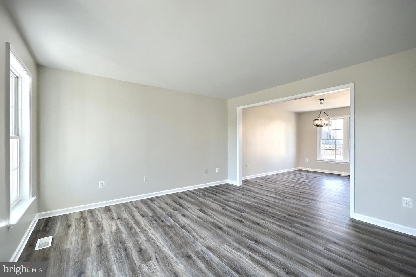 64 Greenbriar Lane photo 14