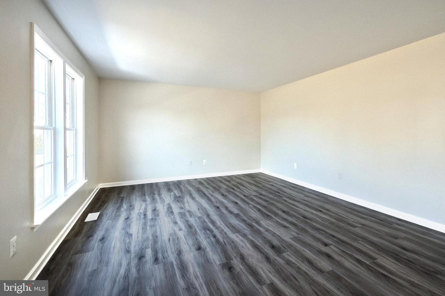 64 Greenbriar Lane photo 17