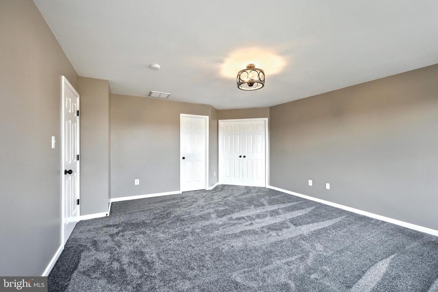 64 Greenbriar Lane photo 31