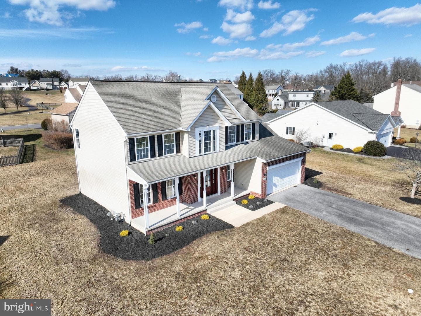 64 Greenbriar Lane photo 57