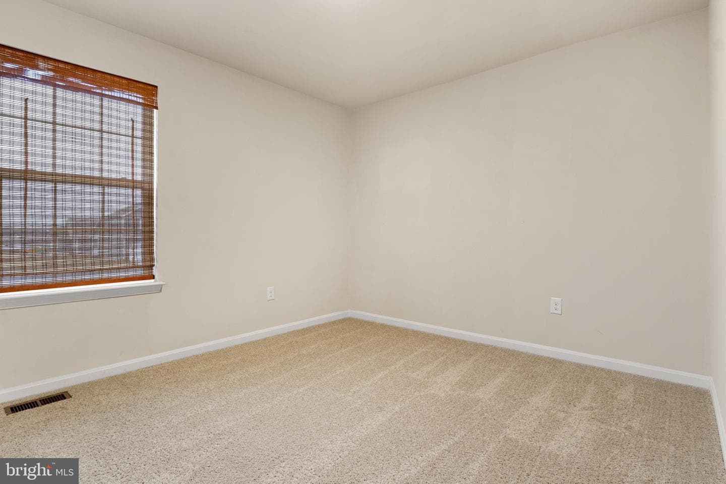 20 Cooper Ln photo 37