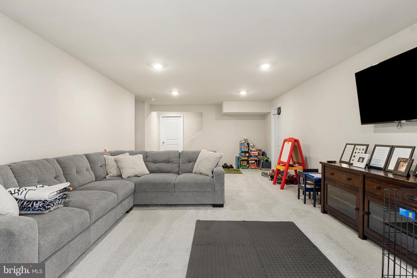 20 Cooper Ln photo 41