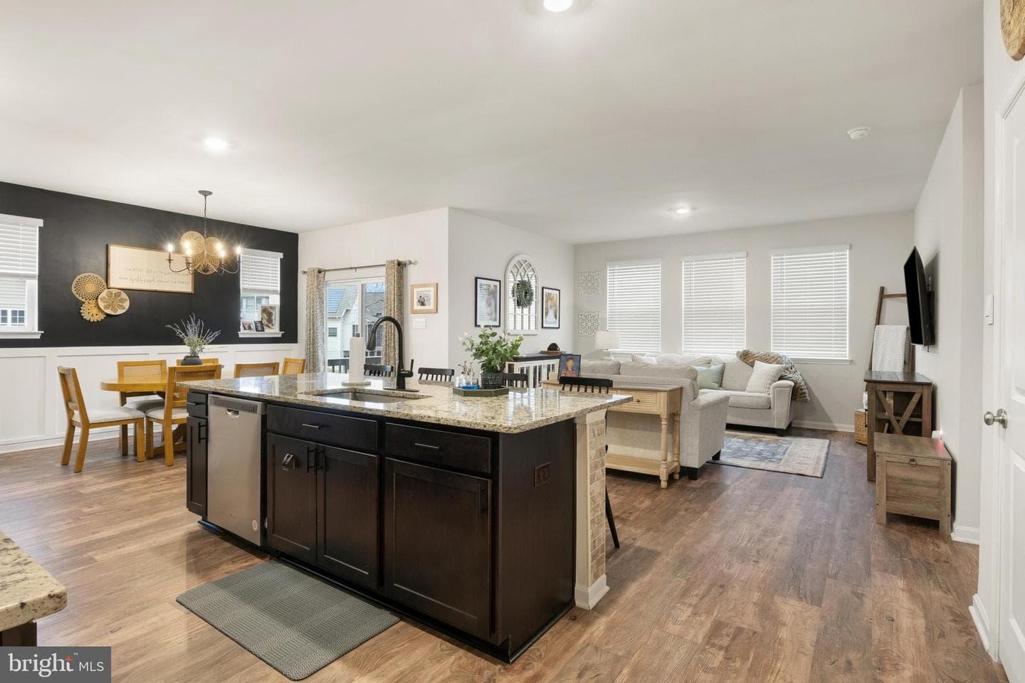 20 Cooper Ln photo 5