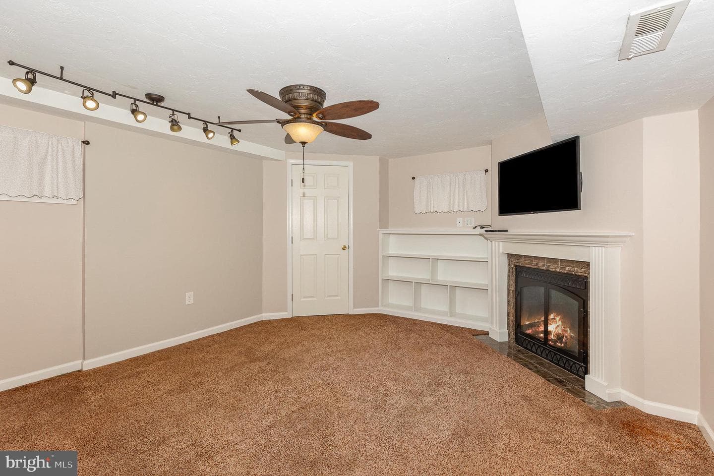 257 Highland Avenue photo 19