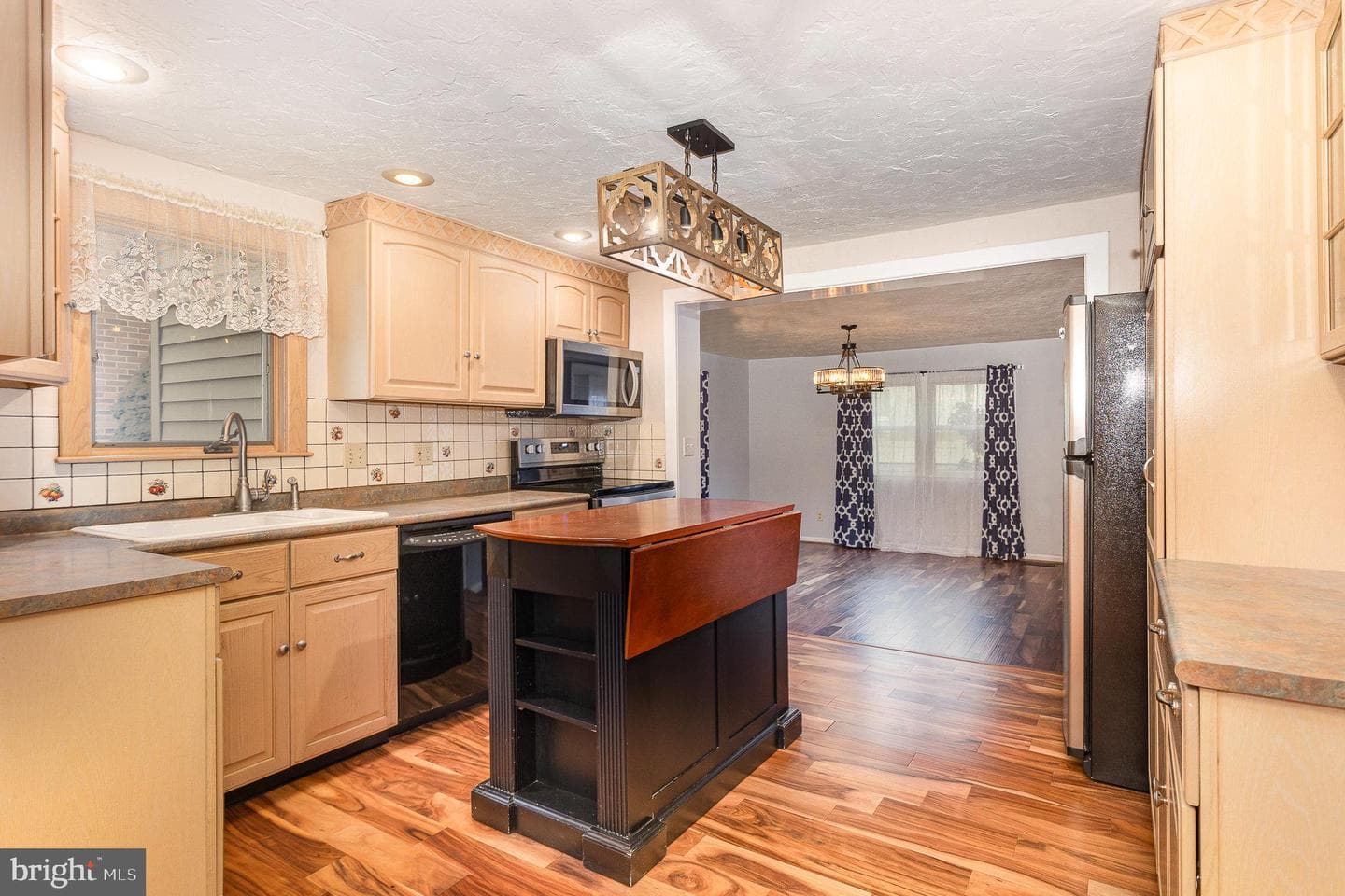 257 Highland Avenue photo 8