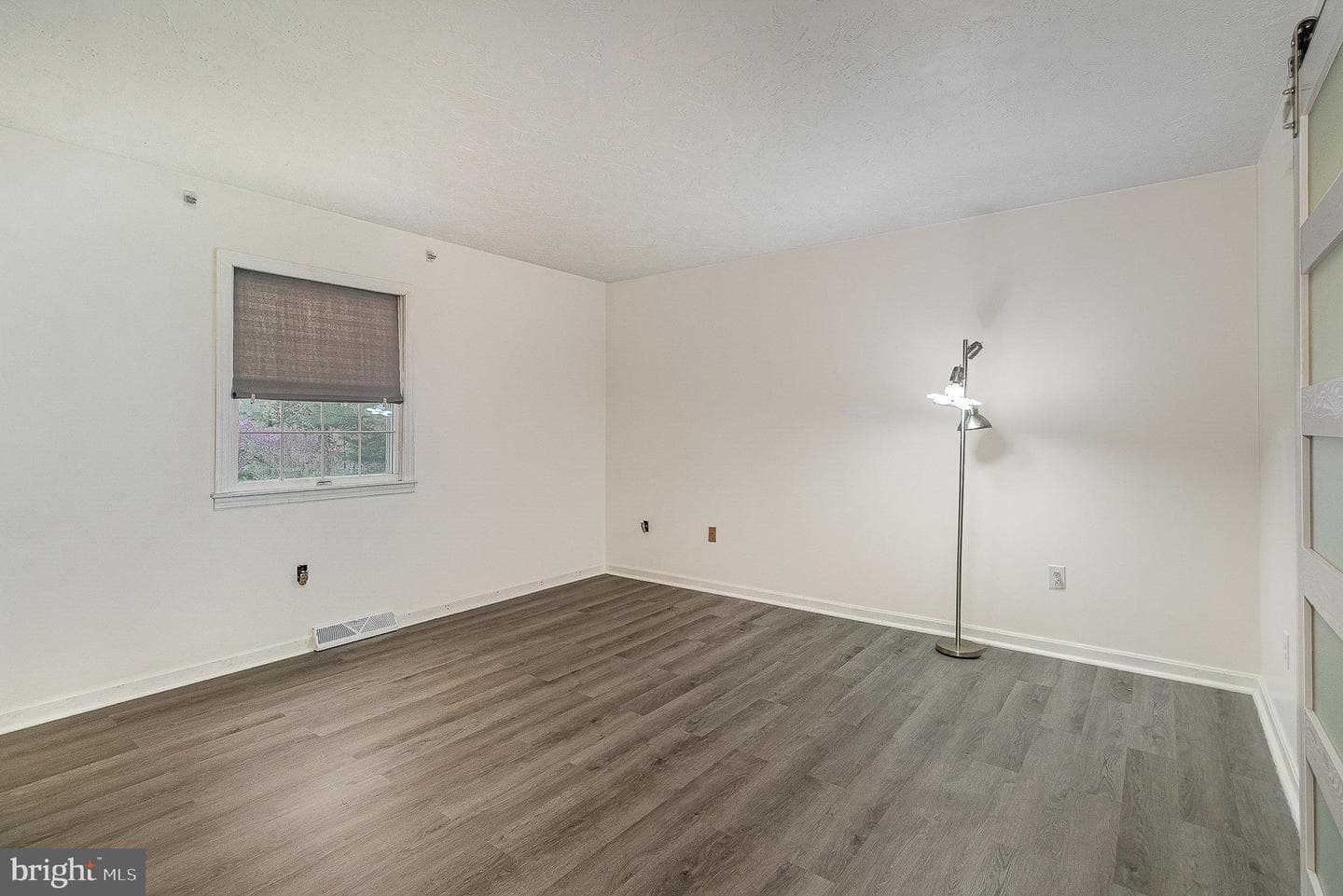 84 Lake View Drive photo 13