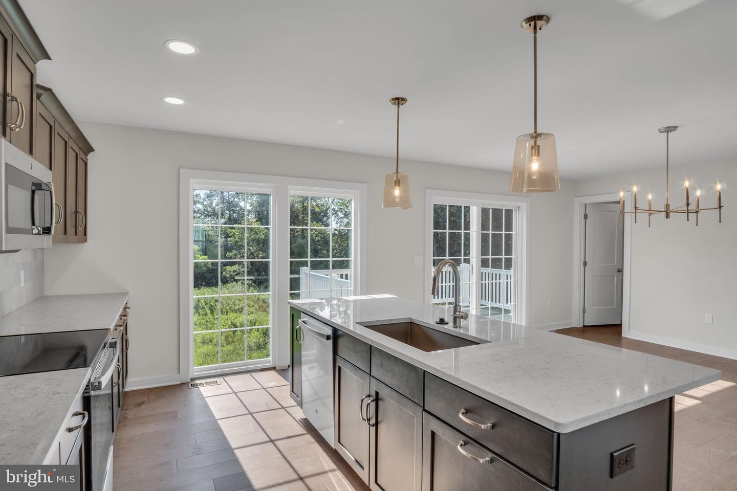145 Tammy Drive photo 3