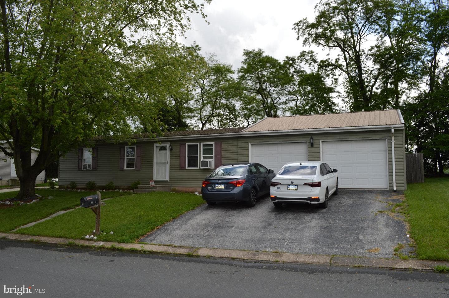 19 E Locust Lane