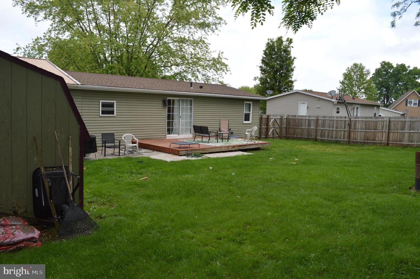 19 E Locust Lane photo 10